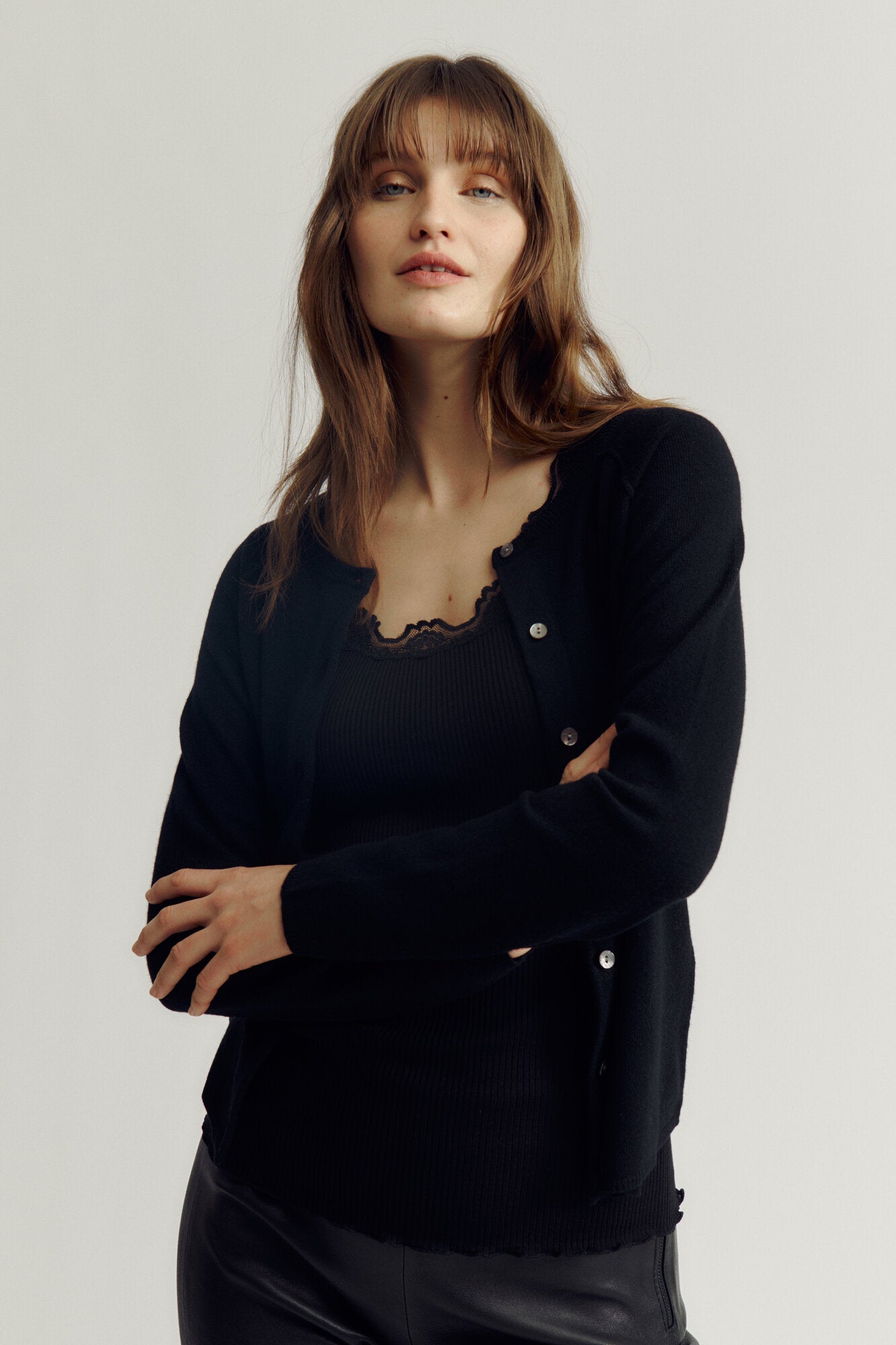 RWLaica Cashmere Raglan Cardigan - sort